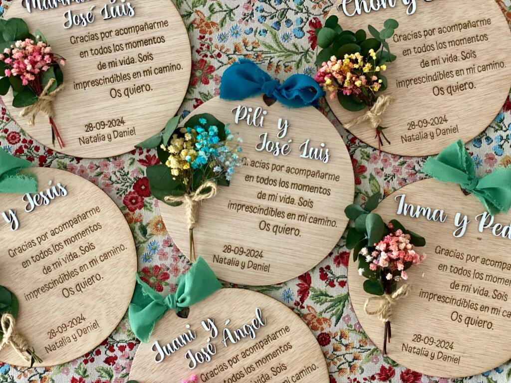 TITITI Detalles