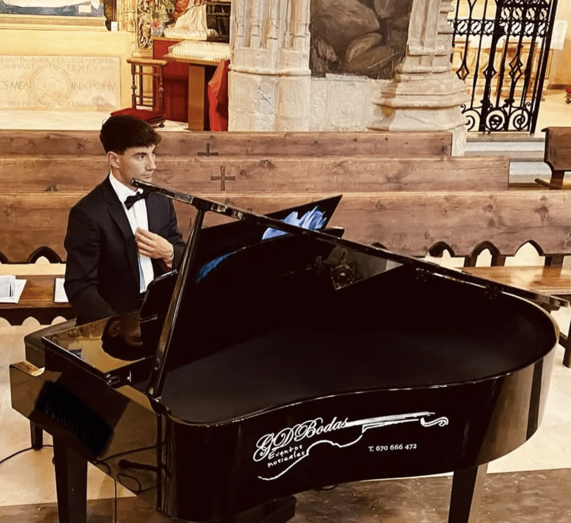 Captura de pantalla 2025-10-22 a las 19.33.59