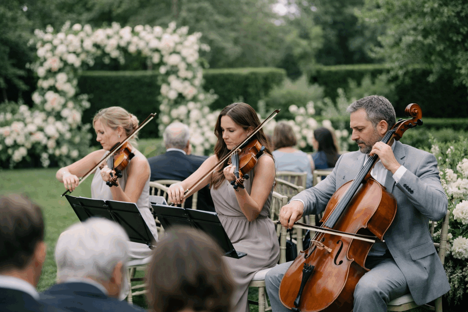 20260109_1002_Boda en Jardín_simple_compose_01kegzw632e5tbz9brkhrkz8mm 20260109_1002_Boda en Jardín_simple_compose_01kegzw632e5tbz9brkhrkz8mm