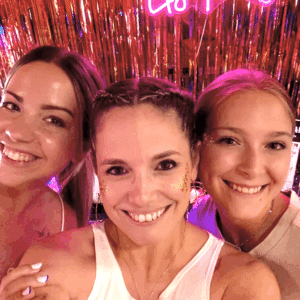LOVE Glitter Bar